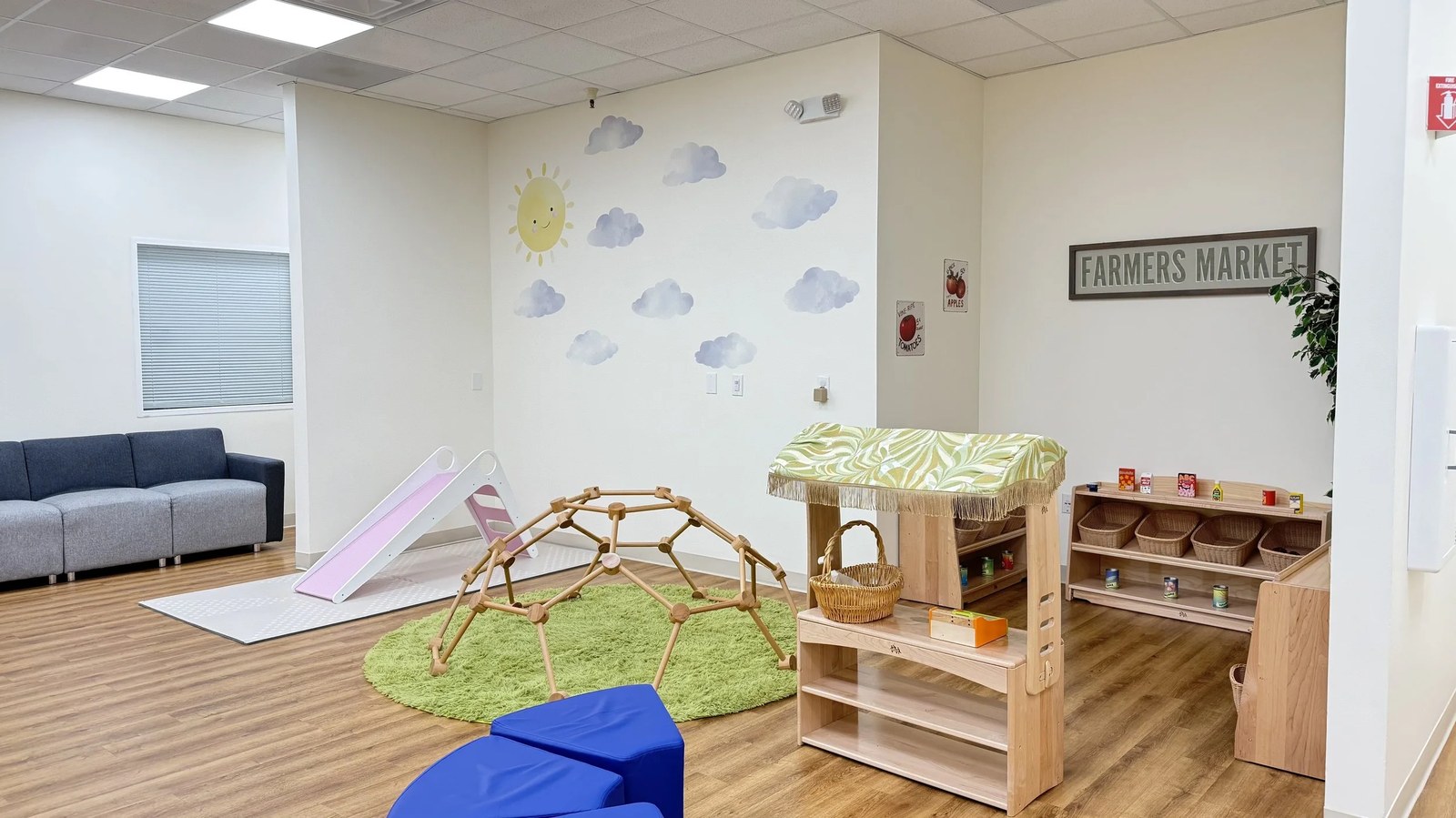 Bumblebee Playspace — Indoor play